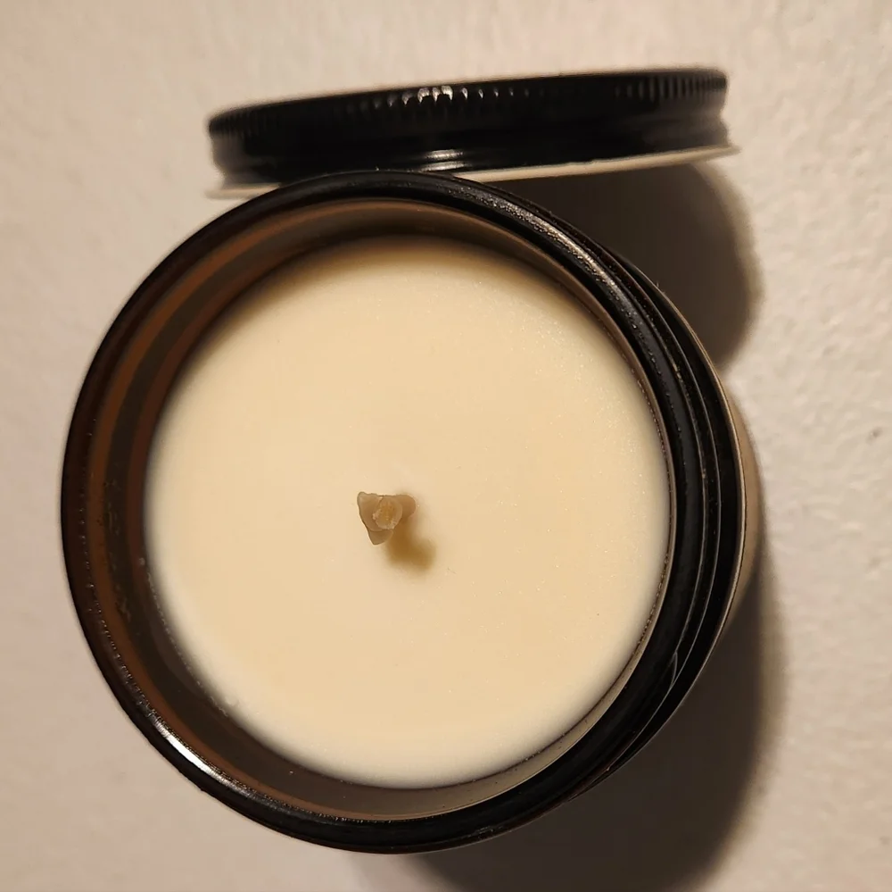 Miss Your Face Candle By The Snarky Mermaid - Picture 6 of 8